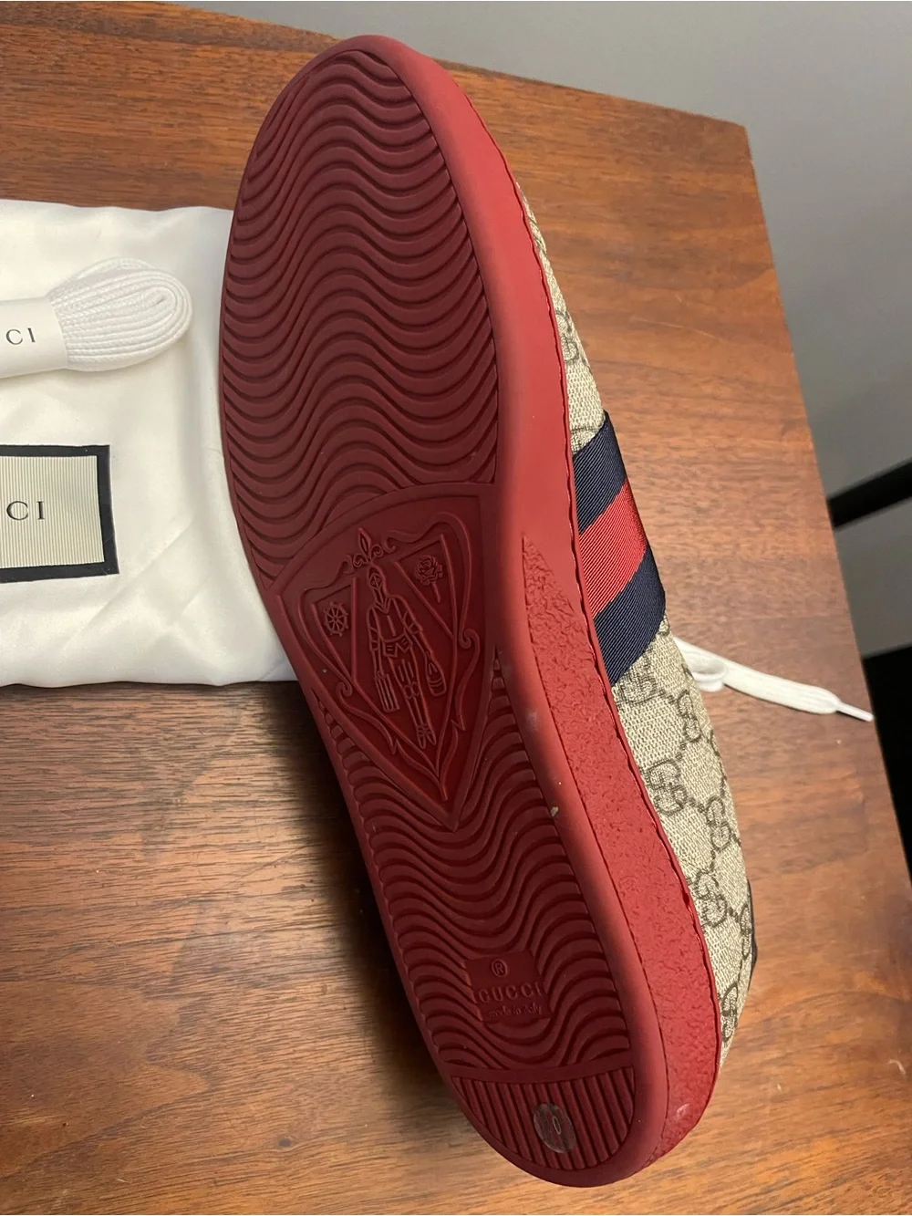 🦁 Gucci Ace GG Supreme Sneakers